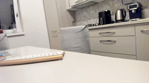 maria  alex online show from June 26, 1:43 am