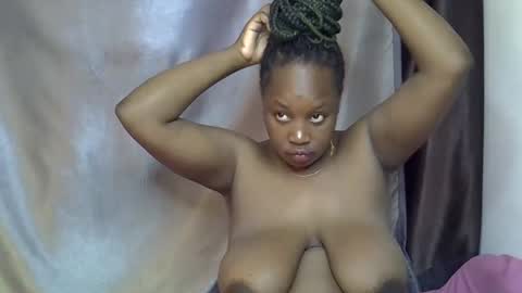 cupshee online show from June 3, 3:28 pm