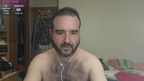 Snapshot of curiosillo1983 chatting on October 9, 2:04 pm curiosillo1983 online show from October 9, 2:04 pm