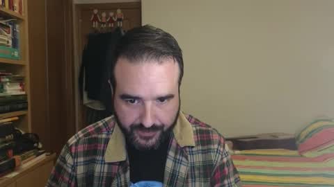 Snapshot of curiosillo1983 chatting on November 4, 3:55 pm curiosillo1983 online show from November 4, 3:55 pm