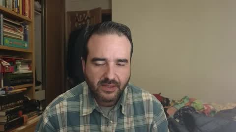 Snapshot of curiosillo1983 chatting on November 17, 5:41 pm curiosillo1983 online show from November 17, 5:41 pm