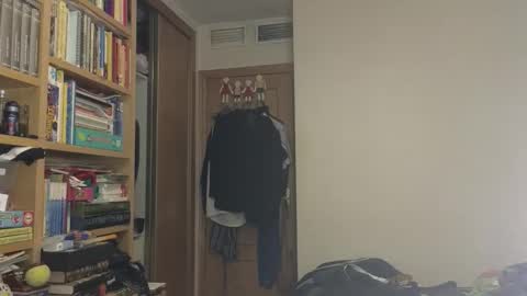 curiosillo1983 online show from December 2, 3:51 pm