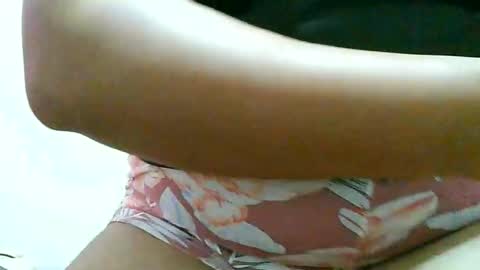 curious_girl247 online show from December 22, 11:35 pm