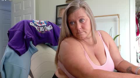 curious couple online show from March 13, 1:29 pm