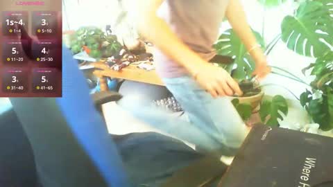 curiousgenie online show from November 28, 11:13 am