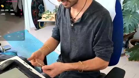 curiousgenie online show from March 19, 11:36 am