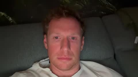 curiousmike6 online show from April 19, 9:19 am