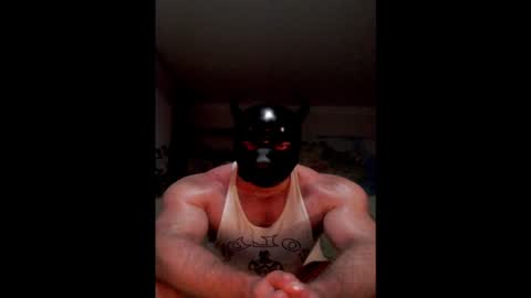 CuriousMuscleBoy online show from December 20, 12:08 am