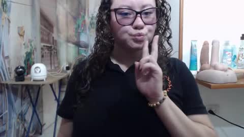 Vannesa online show from March 3, 4:13 pm