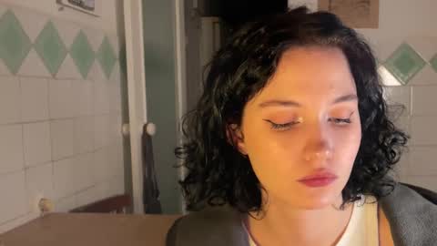 Mary online show from September 25, 8:34 pm