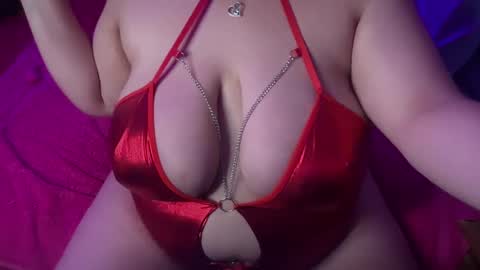 Snapshot of curlykaii55 chatting on January 17, 12:31 am Kay online show from January 17, 12:31 am