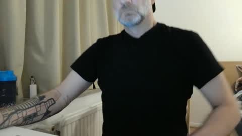 Curman85 online show from December 4, 11:57 pm