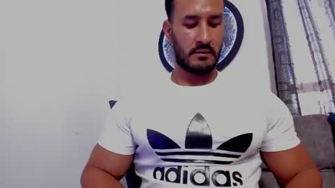 Snapshot of curt_x chatting on July 16, 8:59 pm Curt online show from July 16, 8:59 pm