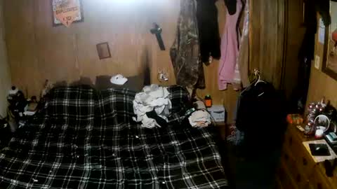 Snapshot of curtisrobert171 chatting on June 13, 3:04 am curtisrobert171 online show from June 13, 3:04 am