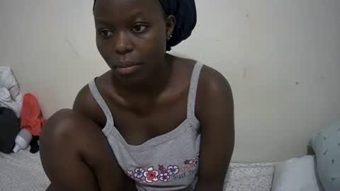 curved_nyash online show from September 16, 2:18 pm
