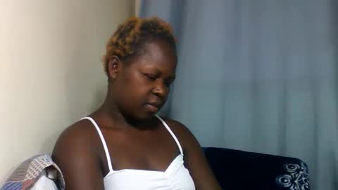 Snapshot of curvy294 chatting on April 23, 4:53 pm SALLY online show from April 23, 4:53 pm