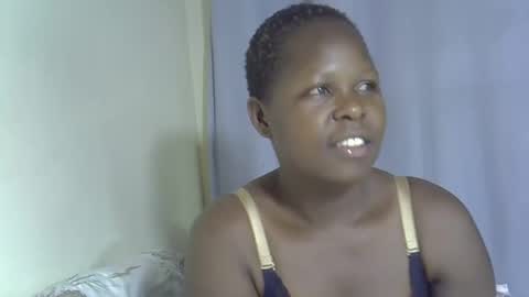 Snapshot of curvy294 chatting on April 27, 10:57 am SALLY online show from April 27, 10:57 am