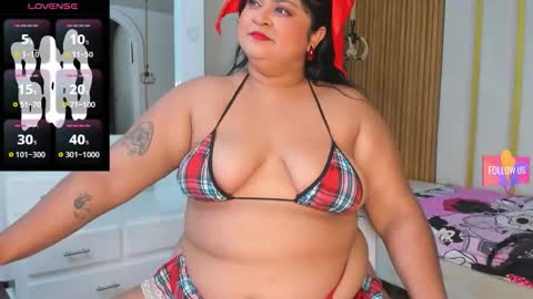 Snapshot of curvy_beauty_ chatting on October 23, 11:31 am  Hanna  online show from October 23, 11:31 am