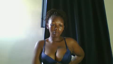 Snapshot of curvybootyj chatting on January 19, 6:20 am CuteJJudy online show from January 19, 6:20 am