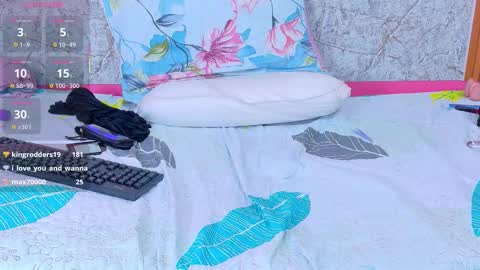 Snapshot of curvyhomebebe chatting on February 3, 6:40 am curvyhomebebe online show from February 3, 6:40 am