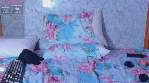 curvyhomebebe online show from May 31, 6:09 pm