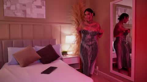Snapshot of curvyliciouss chatting on May 28, 6:49 pm Samantha online show from May 28, 6:49 pm