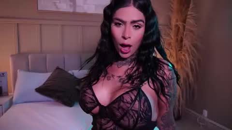 Snapshot of curvyliciouss chatting on July 10, 7:27 pm Samantha online show from July 10, 7:27 pm