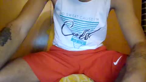 Snapshot of curvylove4ever chatting on October 7, 1:52 pm curvylove4ever online show from October 7, 1:52 pm