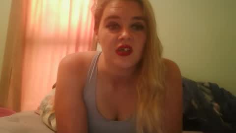 curvymom2025 online show from November 7, 9:26 pm