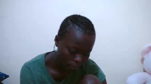 Snapshot of curvynubian chatting on March 2, 7:15 am curvynubian online show from March 2, 7:15 am