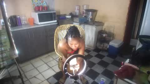 Snapshot of curvypear76x chatting on September 30, 10:31 am curvypear76x online show from September 30, 10:31 am