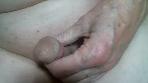 Snapshot of cutandwaxed2 chatting on February 15, 1:31 pm BI SMOOTH MATURE SUB online show from February 15, 1:31 pm