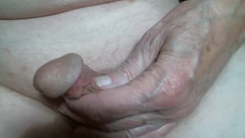 Snapshot of cutandwaxed2 chatting on March 7, 1:41 pm BI SMOOTH MATURE SUB online show from March 7, 1:41 pm