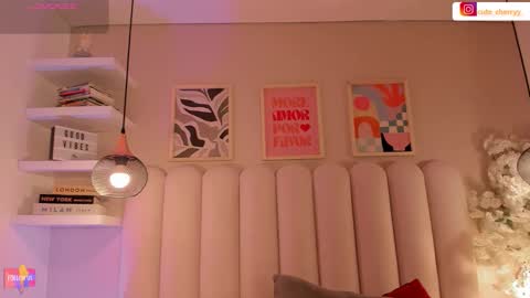 Amber  online show from October 25, 7:30 pm