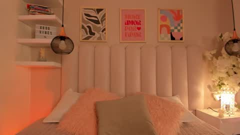 Amber  online show from December 22, 8:17 pm