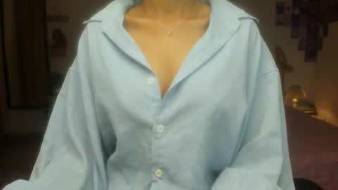 Alisha online show from July 7, 3:16 pm