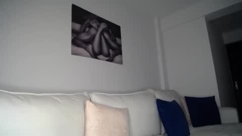 Liya online show from December 5, 6:26 pm