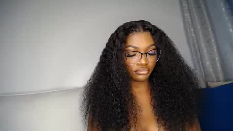 Snapshot of cute_ass18 chatting on April 5, 2:58 pm Liya online show from April 5, 2:58 pm