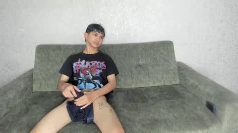Snapshot of cute_boys18 chatting on May 20, 2:12 pm ARTURO-18 MATIAS-18 NIKOLAY-19 HADES-18 GABO-19 online show from May 20, 2:12 pm