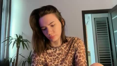 cute_bubbles online show from May 31, 1:29 pm