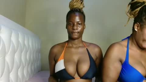 Snapshot of cute_dani01 chatting on May 19, 6:58 pm Dani online show from May 19, 6:58 pm