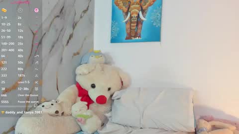          online show from October 28, 9:39 pm