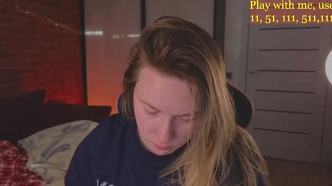 Snapshot of cute_darina chatting on December 26, 5:26 am Everyday stream in the same time online show from December 26, 5:26 am