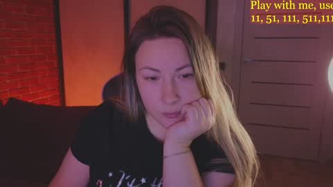 Snapshot of cute_darina chatting on January 9, 7:42 am Everyday stream in the same time online show from January 9, 7:42 am