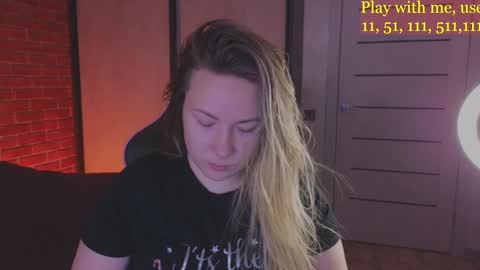 Snapshot of cute_darina chatting on January 12, 4:52 am Everyday stream in the same time online show from January 12, 4:52 am