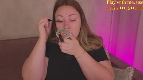 Snapshot of cute_darina chatting on September 22, 1:18 am Everyday stream in the same time online show from September 22, 1:18 am