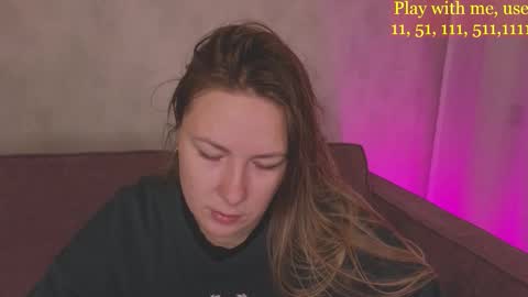 Snapshot of cute_darina chatting on October 5, 1:26 am Everyday stream in the same time online show from October 5, 1:26 am