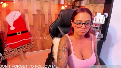    Independent Model online show from December 4, 12:20 am