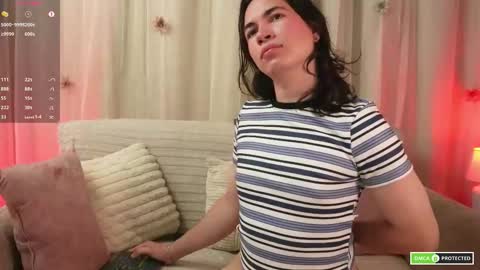 Snapshot of cute_erelis chatting on March 12, 4:51 am You Erelis online show from March 12, 4:51 am