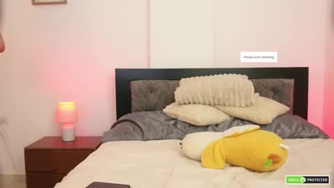 Snapshot of cute_erelis chatting on March 22, 8:51 am You Erelis online show from March 22, 8:51 am